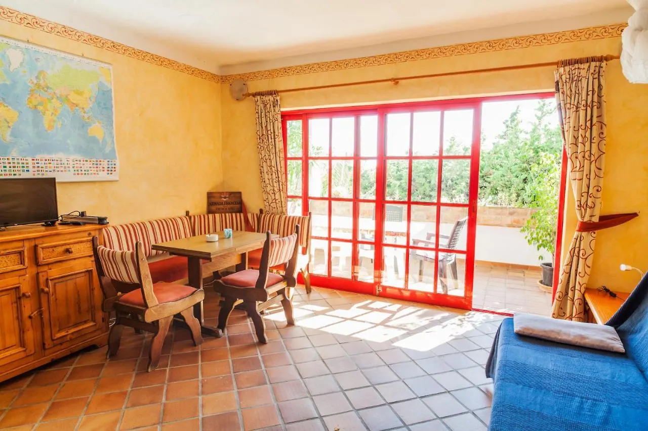 Apartamentos Las Flores Tarifa 0*,  Spain