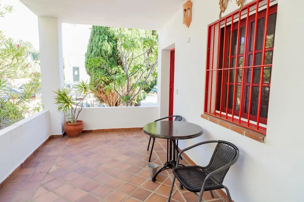 Apartamentos Las Flores Tarifa Apartment